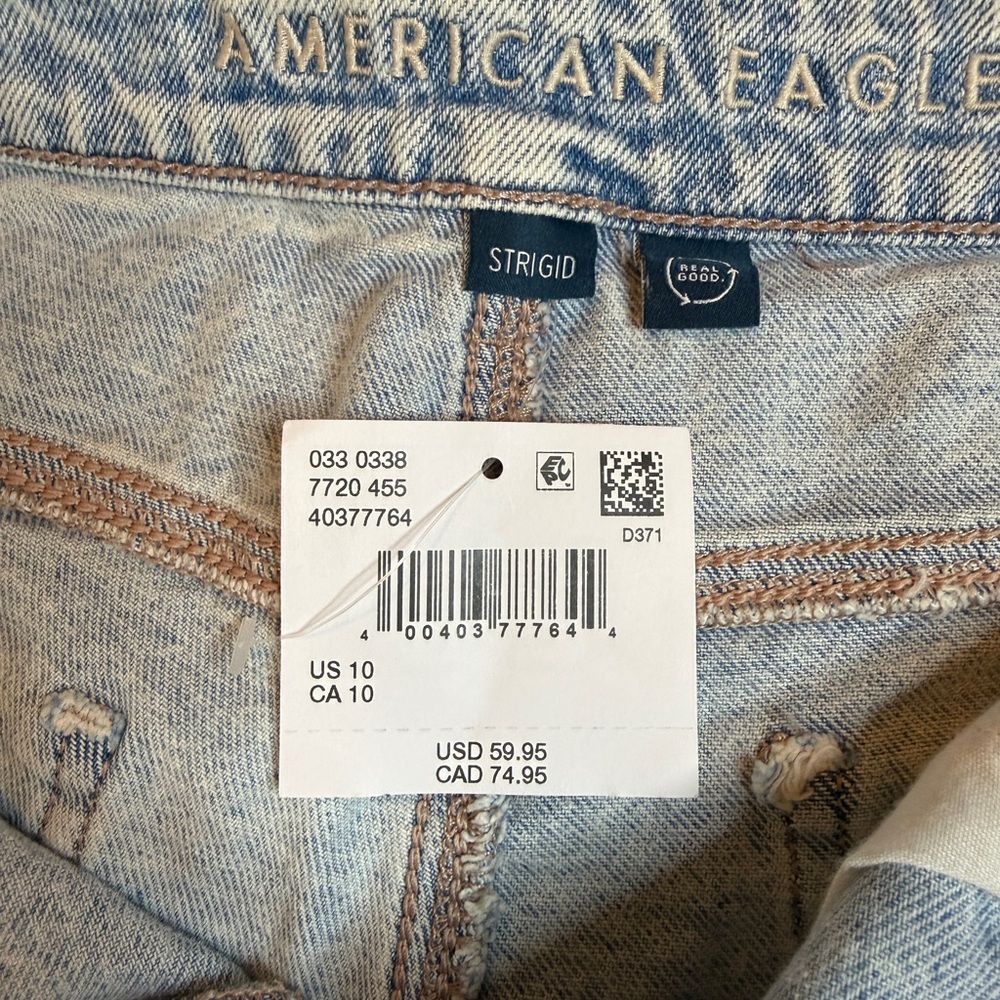 American Eagle Outfitters Light Blue Distressed Denim Shorts - Picture 6 of 9